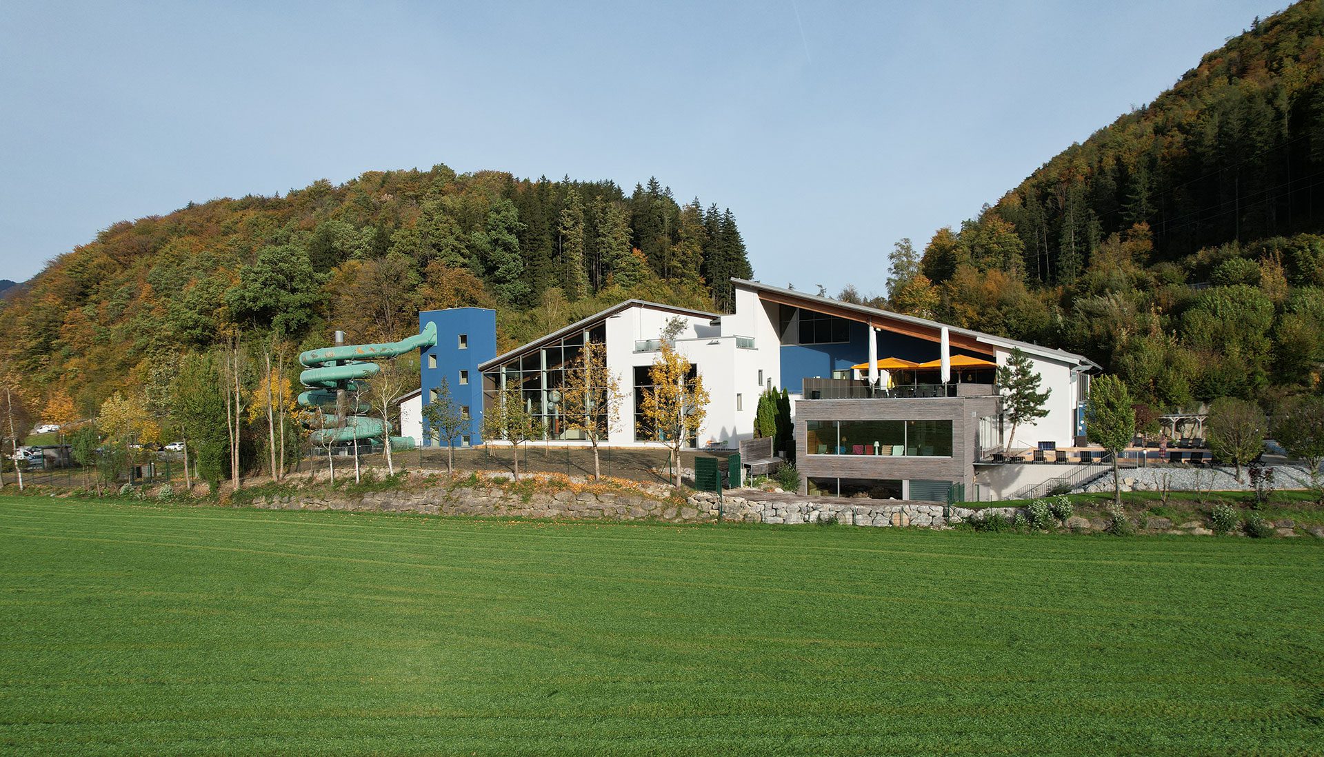 Aqua Salza Golling, Außenansicht